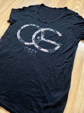 Y2K OBEY Floral Logo Tee